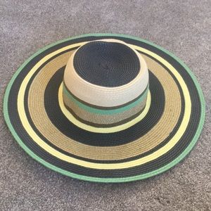 Target Beach Floppy Hat NWOT